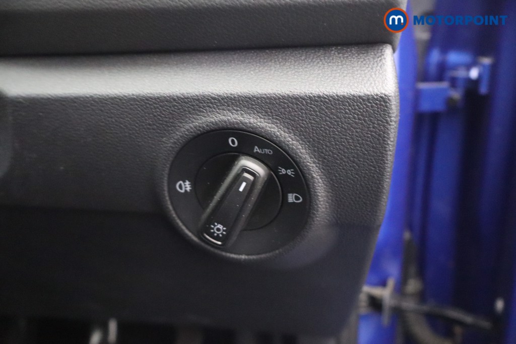 Volkswagen T-Roc Life Manual Petrol SUV - Stock Number (1657976) - 11th supplementary image