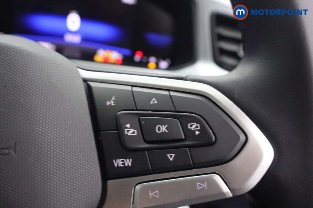 Volkswagen T-Roc Life Manual Petrol SUV - Stock Number (1657976) - 12th supplementary image