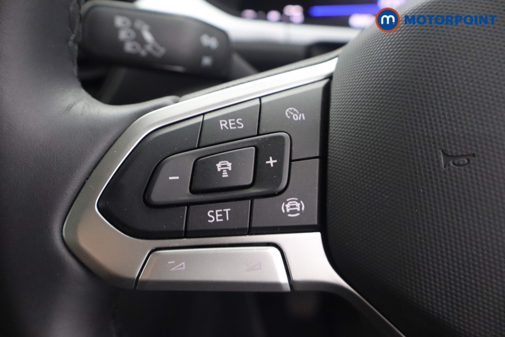 Volkswagen T-Roc Life Manual Petrol SUV - Stock Number (1657976) - 13th supplementary image
