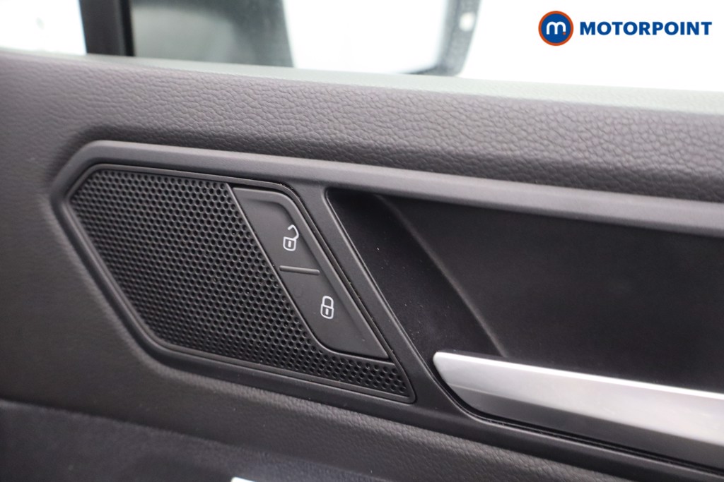 Volkswagen Tiguan R-Line Automatic Petrol SUV - Stock Number (1658310) - 9th supplementary image