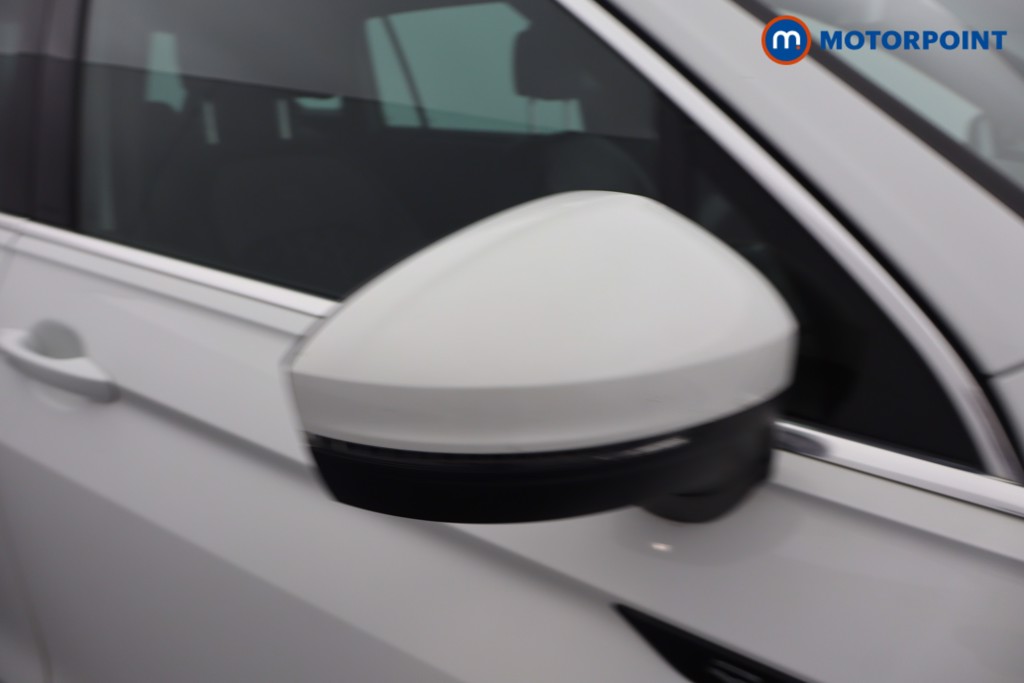 Volkswagen Tiguan R-Line Automatic Petrol SUV - Stock Number (1658310) - 21st supplementary image