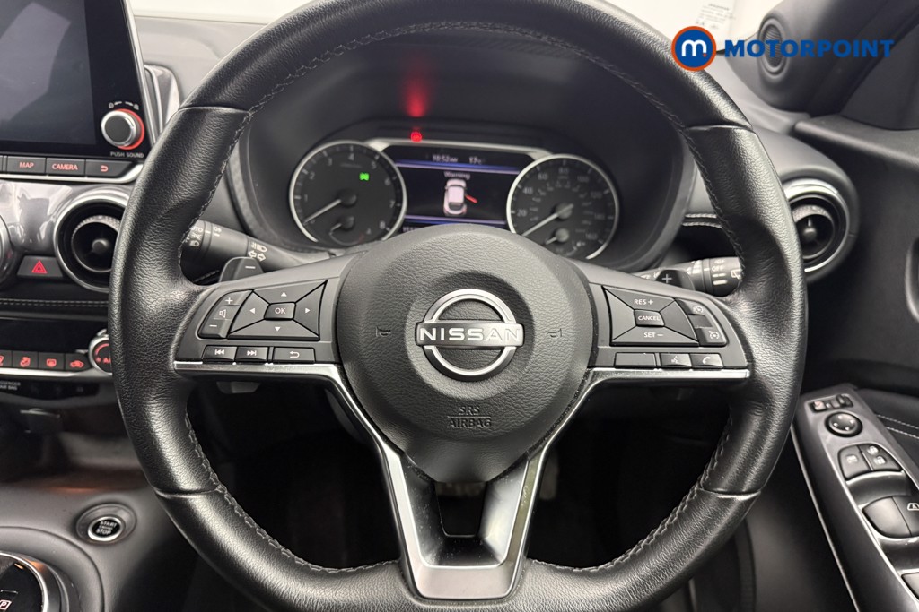 Nissan Juke N-Connecta Automatic Petrol SUV - Stock Number (1658696) - 5th supplementary image