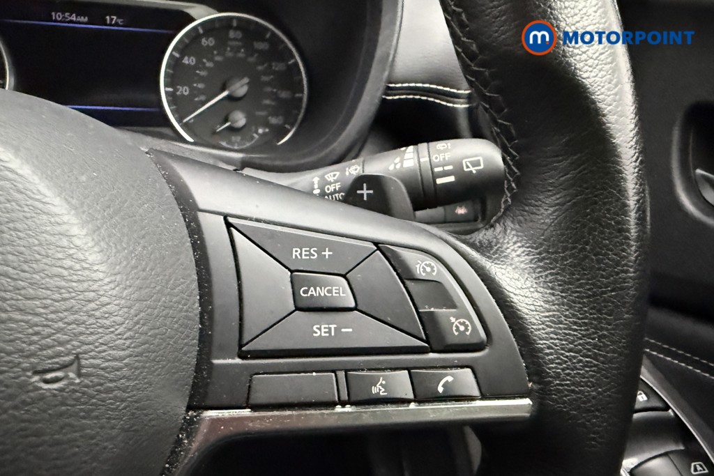 Nissan Juke N-Connecta Automatic Petrol SUV - Stock Number (1658696) - 15th supplementary image