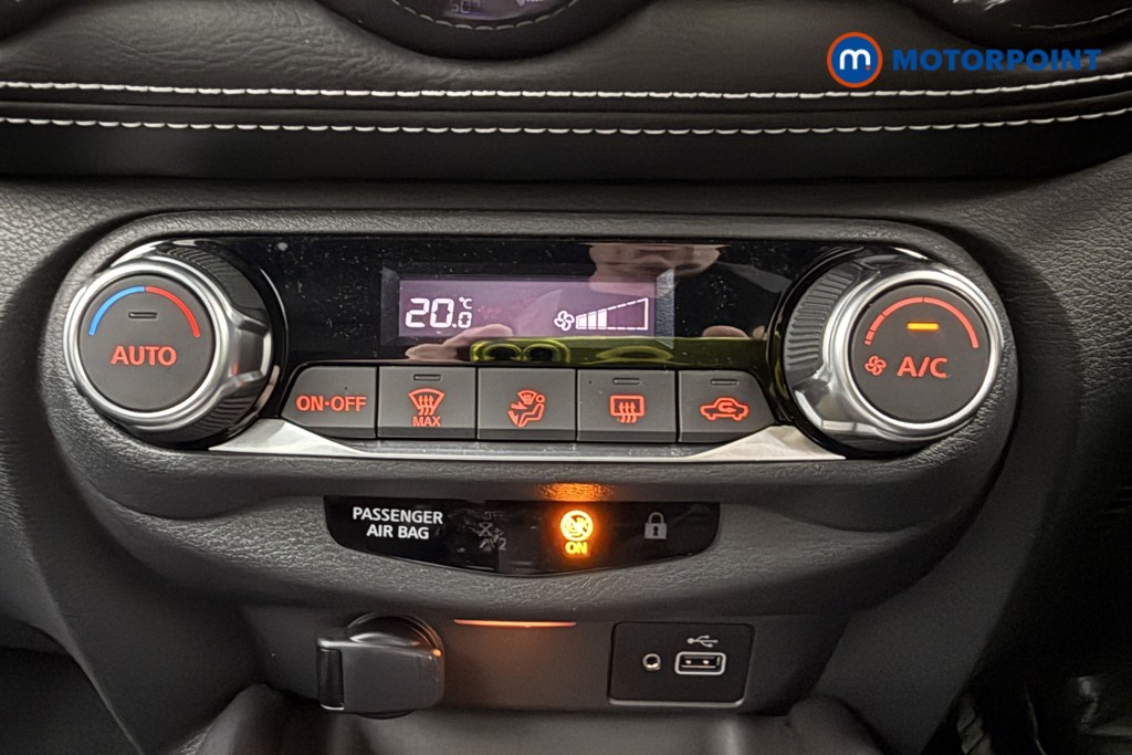 Nissan Juke N-Connecta Automatic Petrol SUV - Stock Number (1658696) - 16th supplementary image