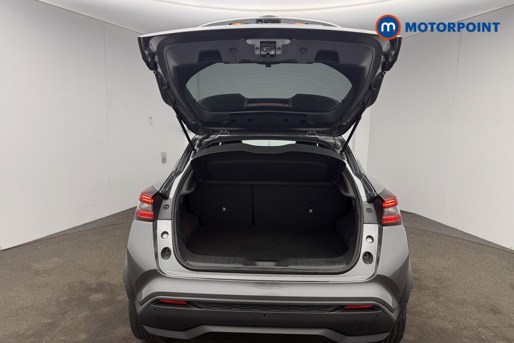 Nissan Juke N-Connecta Automatic Petrol SUV - Stock Number (1658696) - 20th supplementary image