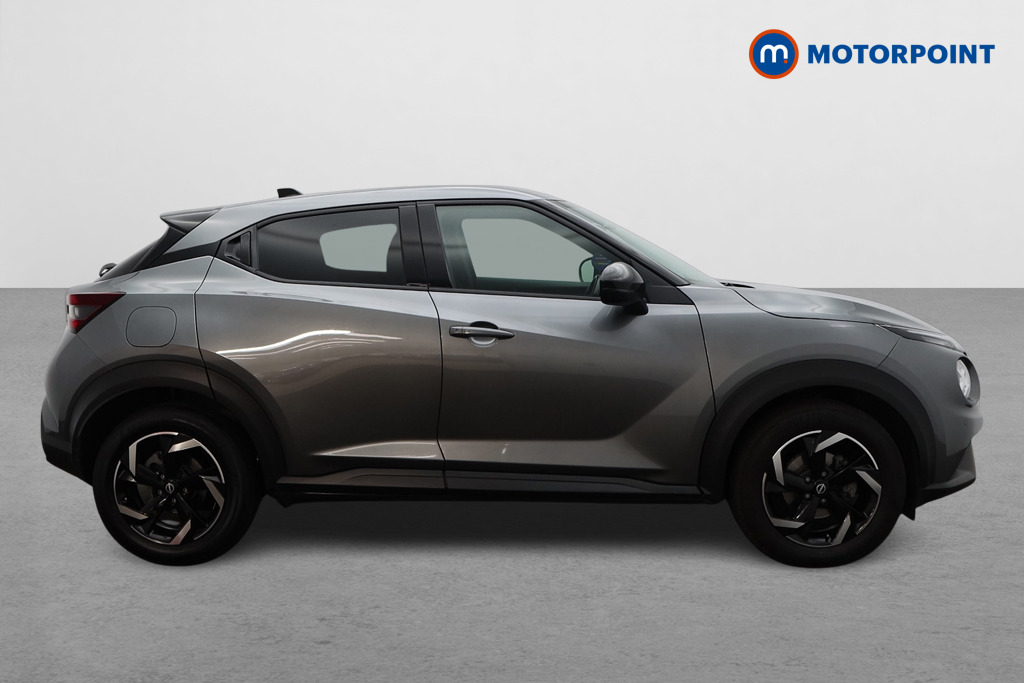 Nissan Juke N-Connecta Automatic Petrol SUV - Stock Number (1658696) - Drivers side