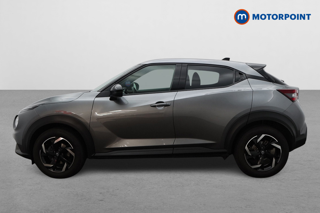 Nissan Juke N-Connecta Automatic Petrol SUV - Stock Number (1658696) - Passenger side