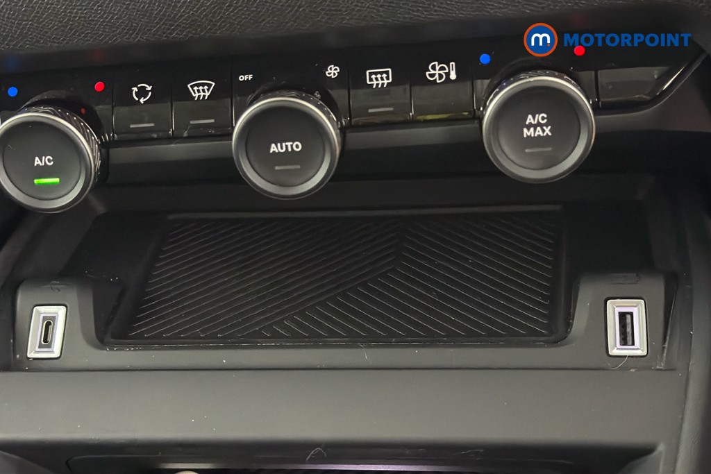 Citroen C4 Shine Automatic Petrol Hatchback - Stock Number (1660295) - 17th supplementary image