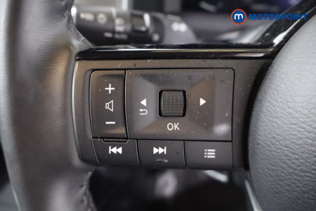 Nissan Qashqai N-Connecta Manual Petrol SUV - Stock Number (1661364) - 12th supplementary image