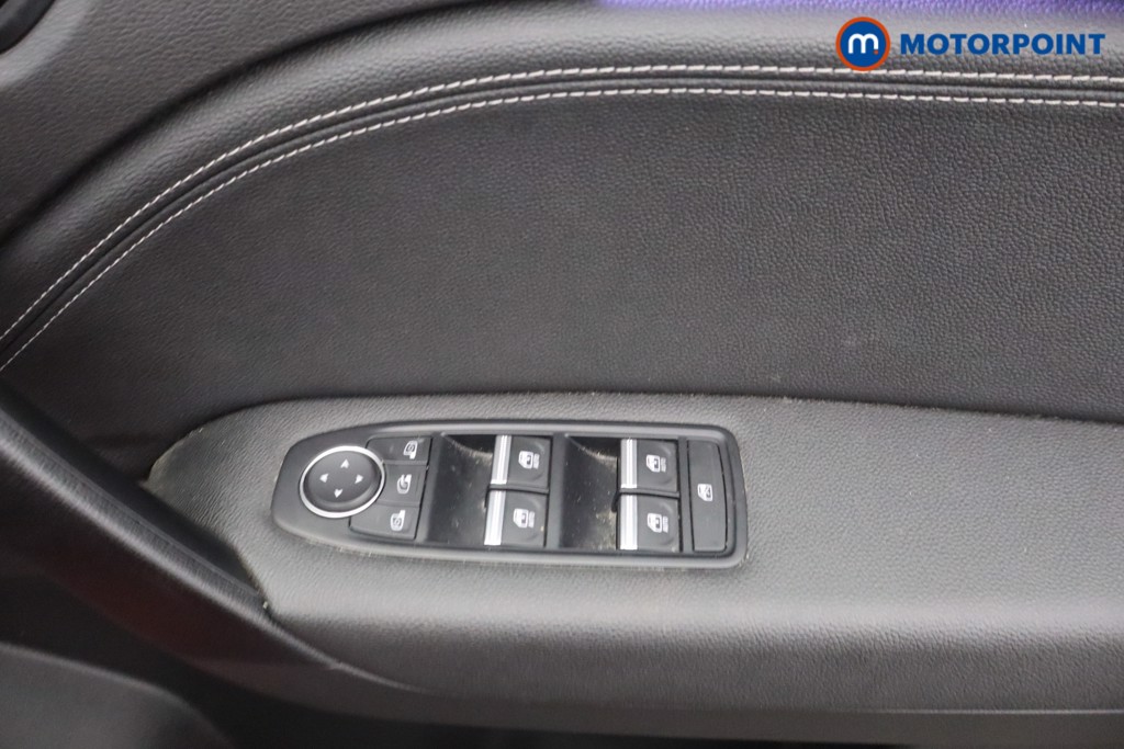 Renault Captur Techno Manual Petrol SUV - Stock Number (1661507) - 11th supplementary image