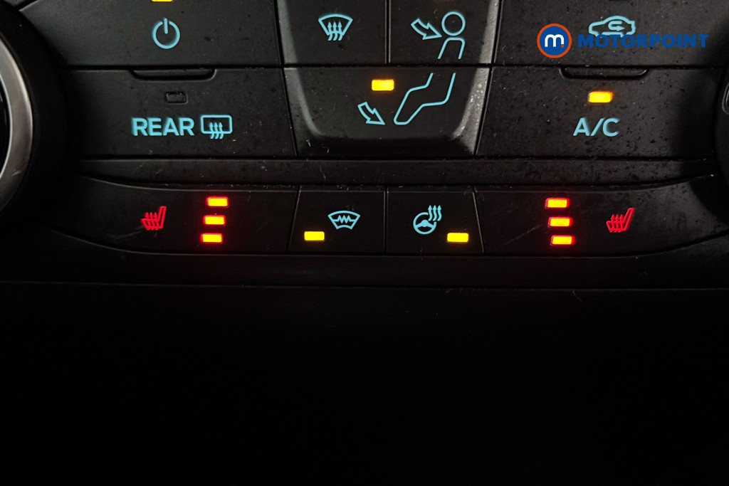 Ford Fiesta Titanium Manual Petrol Hatchback - Stock Number (1663458) - 14th supplementary image