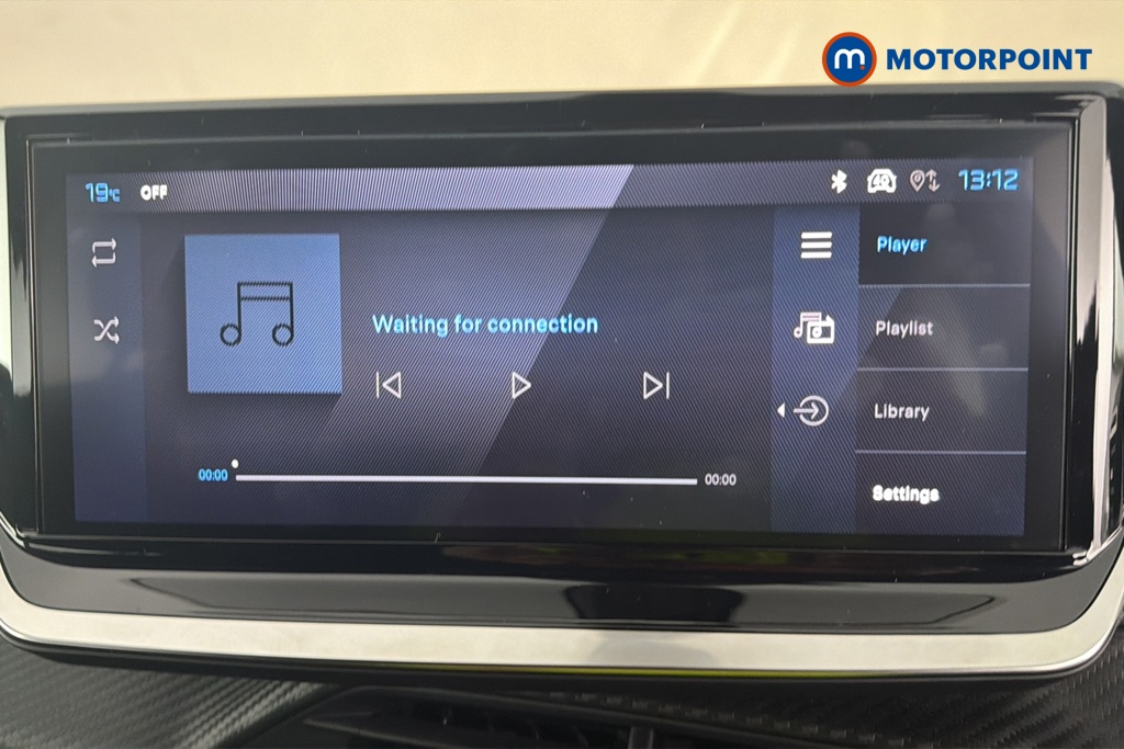 Peugeot 2008 Allure Manual Petrol SUV - Stock Number (1665875) - 8th supplementary image