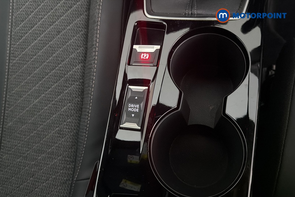 Peugeot 2008 Allure Manual Petrol SUV - Stock Number (1665875) - 16th supplementary image