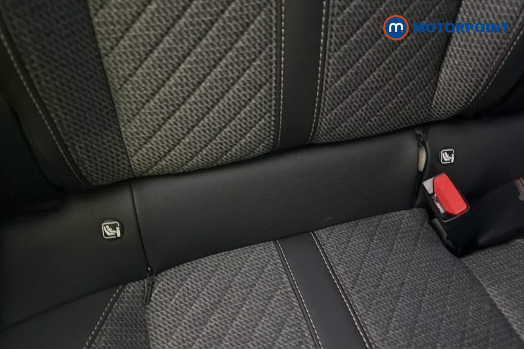Peugeot 2008 Allure Manual Petrol SUV - Stock Number (1665875) - 27th supplementary image