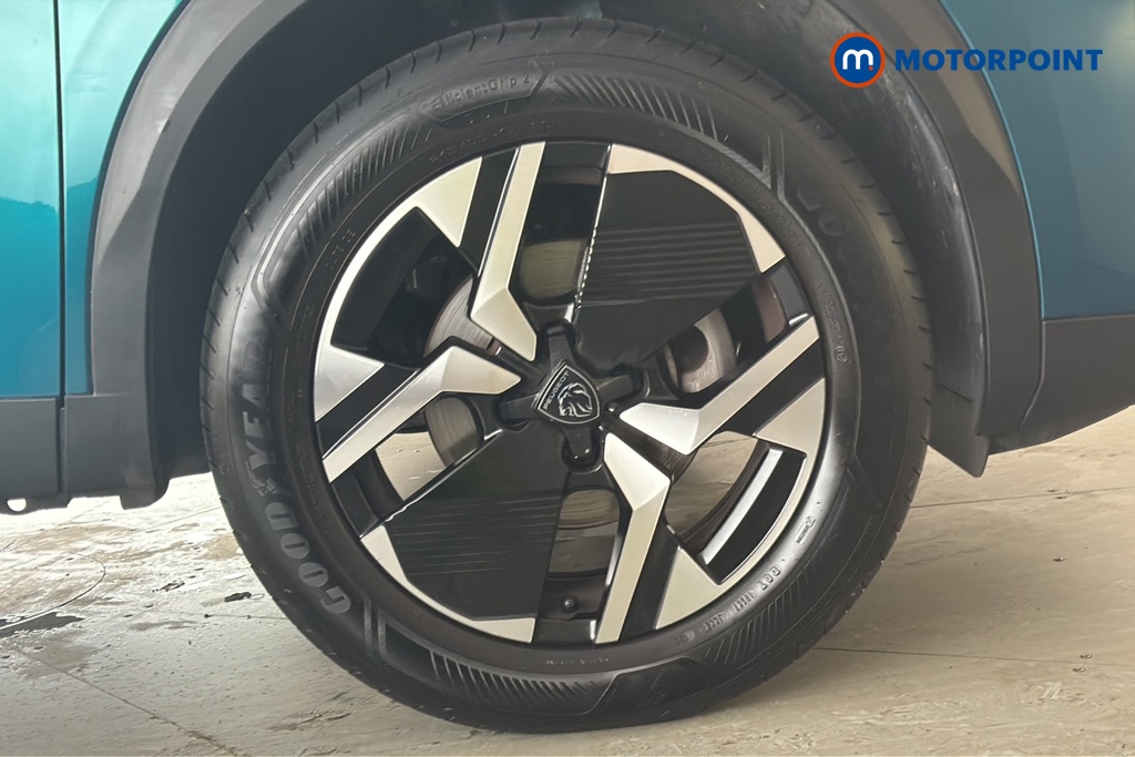 Peugeot 2008 Allure Manual Petrol SUV - Stock Number (1665875) - 47th supplementary image