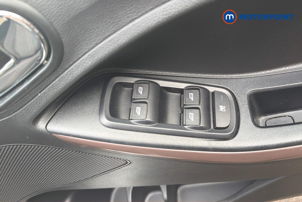 Ford Ka-Plus Active Manual Petrol Hatchback - Stock Number (1666127) - 4th supplementary image