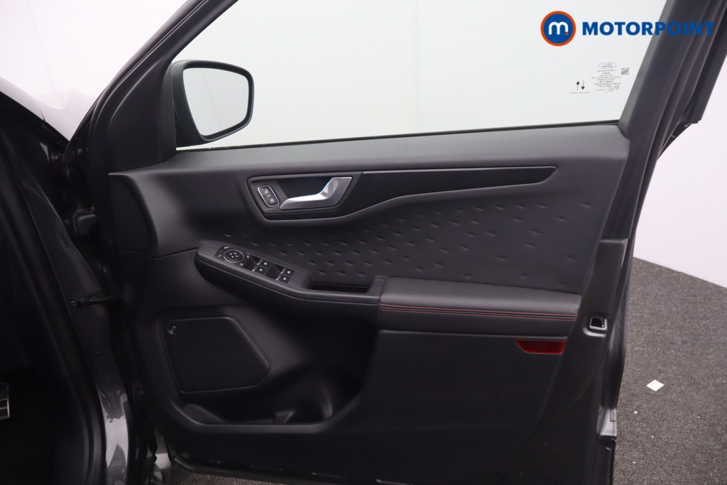 Ford Kuga St-Line Edition Automatic Petrol Plug-In Hybrid SUV - Stock Number (1666678) - 8th supplementary image