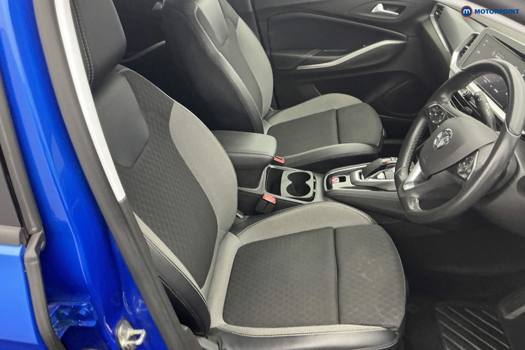 Vauxhall Grandland Elite Automatic Petrol Plug-In Hybrid SUV - Stock Number (1666886) - 5th supplementary image