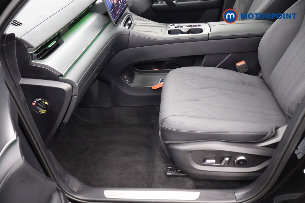 Chery Tiggo 8 Summit Automatic Petrol Plug-In Hybrid SUV - Stock Number (1669048) - 27th supplementary image