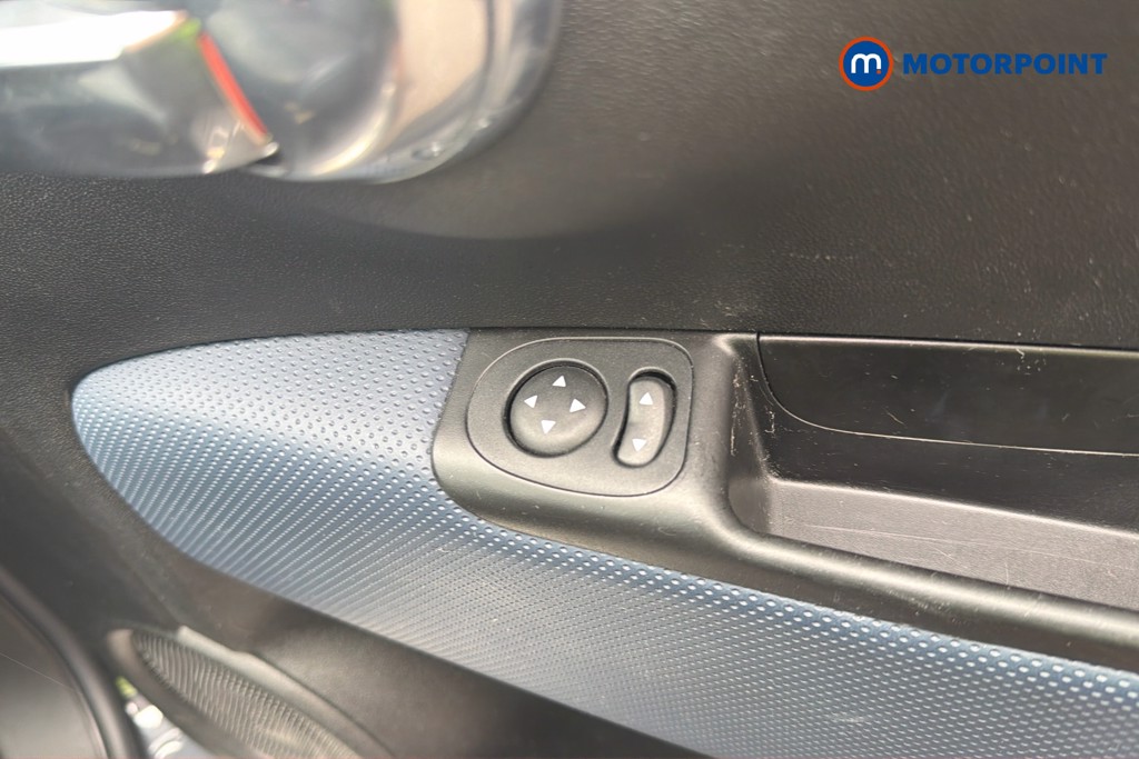 Fiat 500 Rock Star Manual Petrol Hatchback - Stock Number (1669204) - 3rd supplementary image