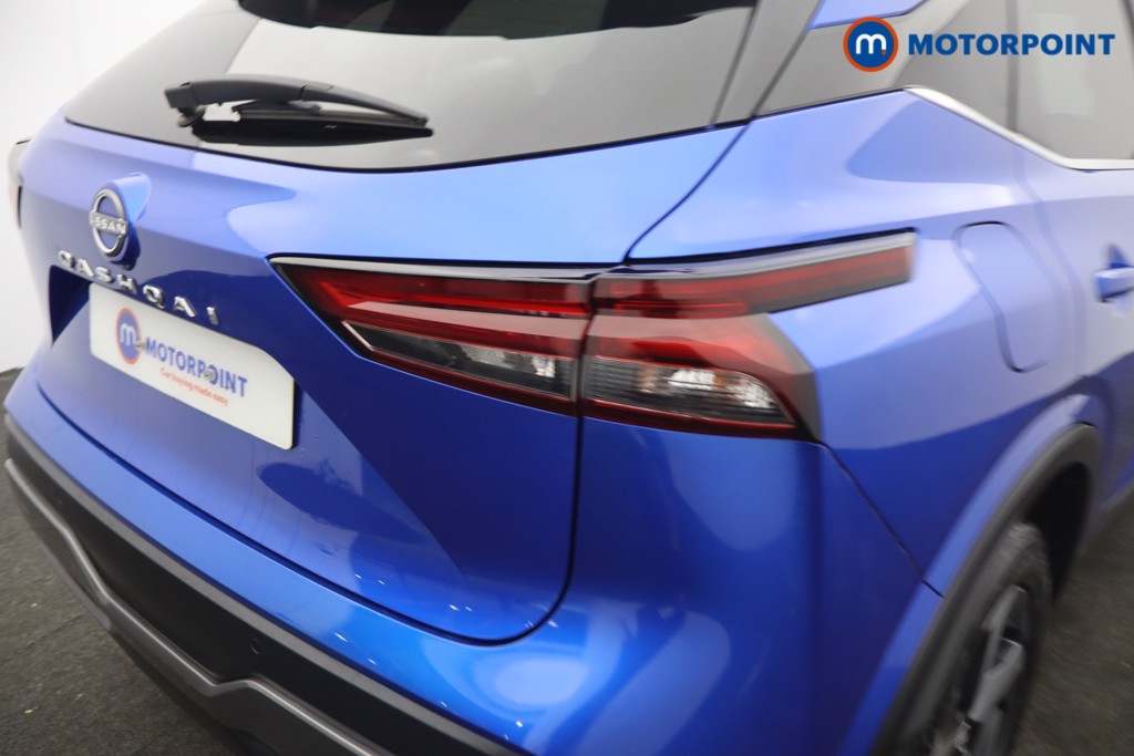 Nissan Qashqai N-Connecta Manual Petrol SUV - Stock Number (1669356) - 3rd supplementary image