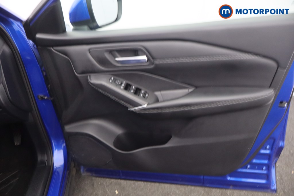 Nissan Qashqai N-Connecta Manual Petrol SUV - Stock Number (1669356) - 10th supplementary image