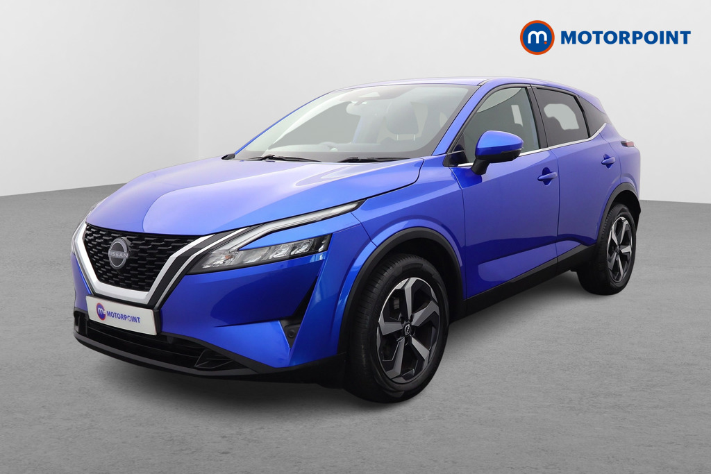 Nissan Qashqai N-Connecta Manual Petrol SUV - Stock Number (1669356) - Passenger side front corner