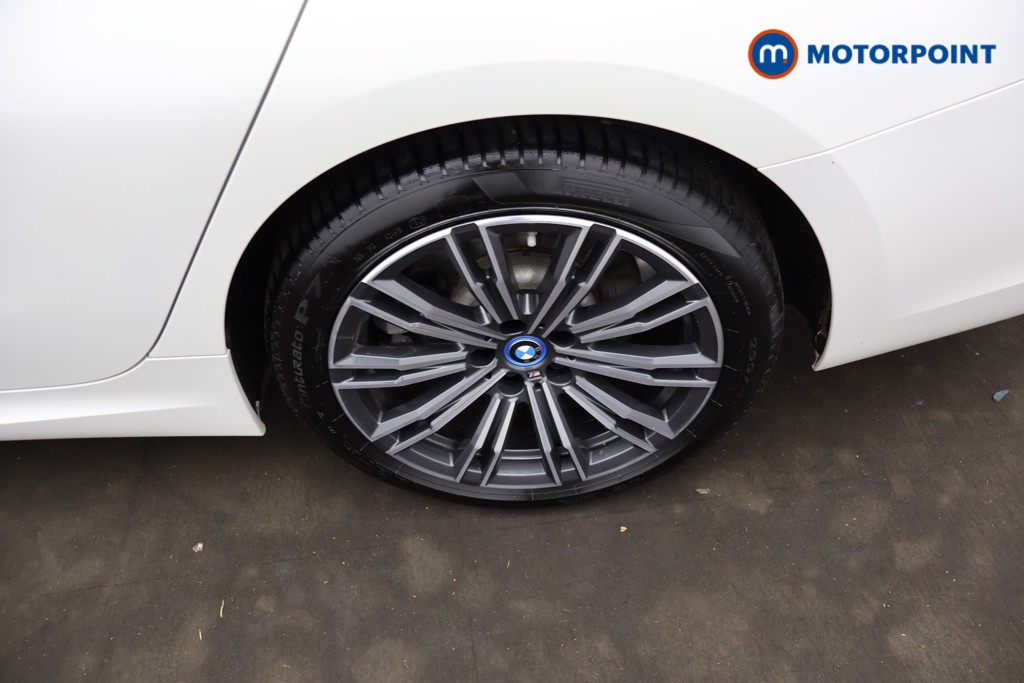 BMW 3 Series M Sport Automatic Petrol Plug-In Hybrid Saloon - Stock Number (1669415) - 2nd supplementary image