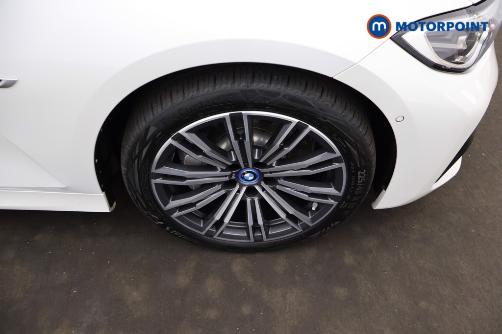 BMW 3 Series M Sport Automatic Petrol Plug-In Hybrid Saloon - Stock Number (1669415) - 4th supplementary image