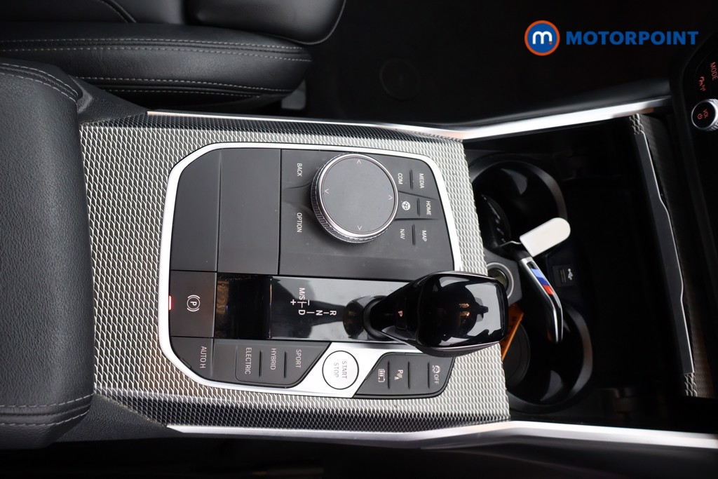 BMW 3 Series M Sport Automatic Petrol Plug-In Hybrid Saloon - Stock Number (1669415) - 13th supplementary image