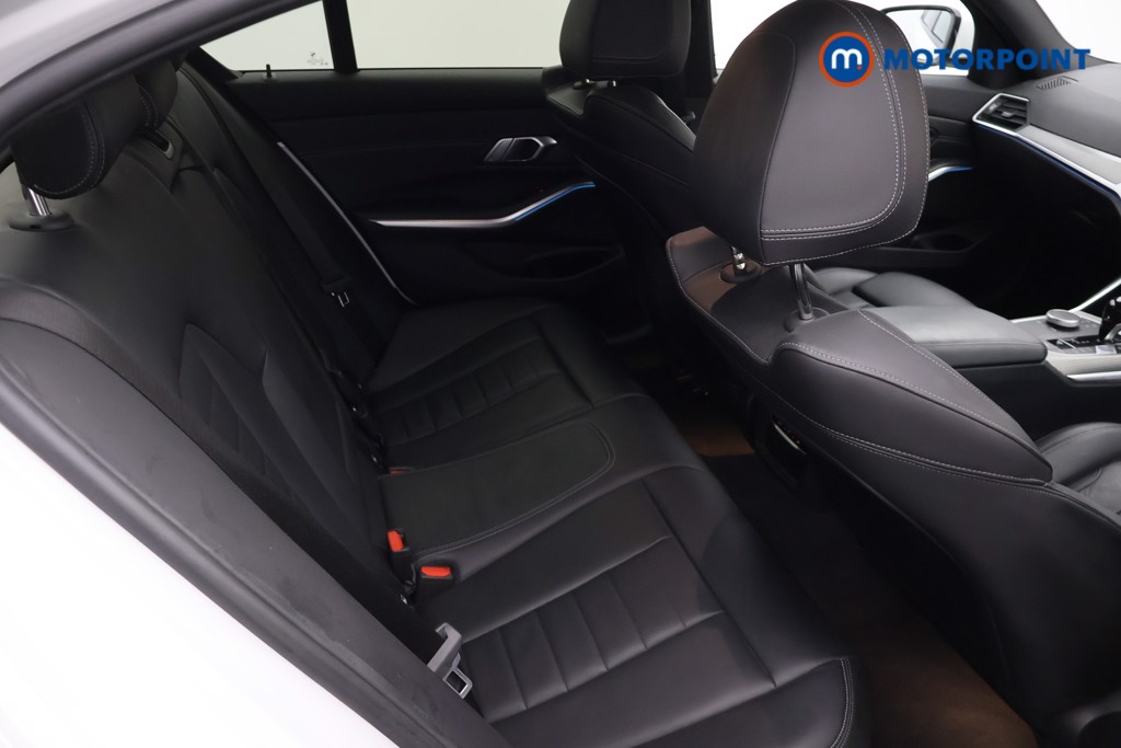 BMW 3 Series M Sport Automatic Petrol Plug-In Hybrid Saloon - Stock Number (1669415) - 24th supplementary image
