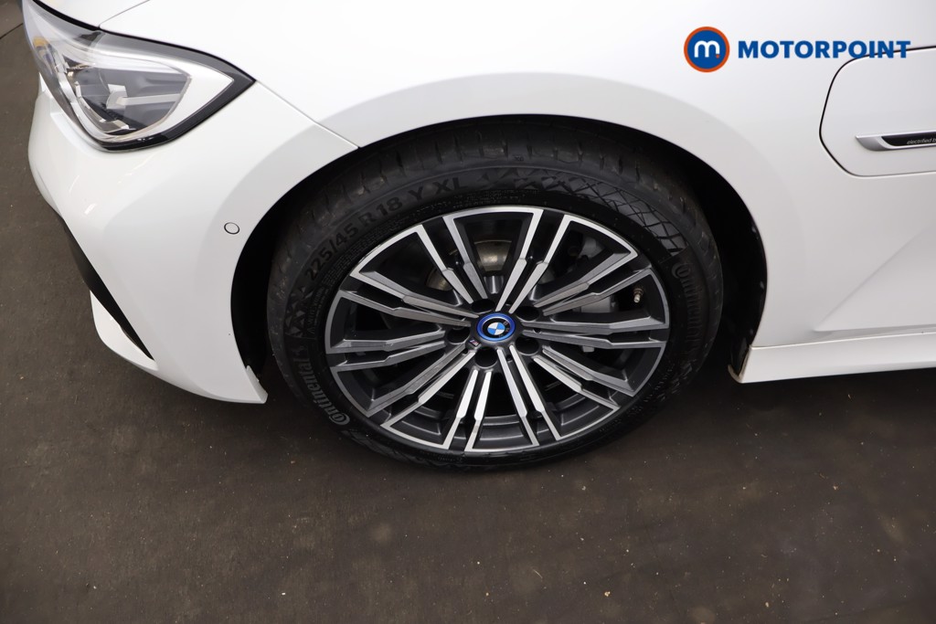 BMW 3 Series M Sport Automatic Petrol Plug-In Hybrid Saloon - Stock Number (1669415) - 1st supplementary image