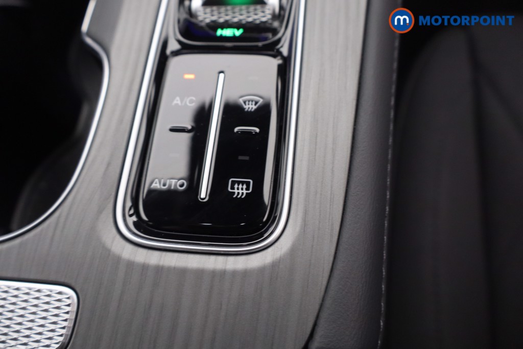 Chery Tiggo 8 Summit Automatic Petrol Plug-In Hybrid SUV - Stock Number (1669608) - 20th supplementary image