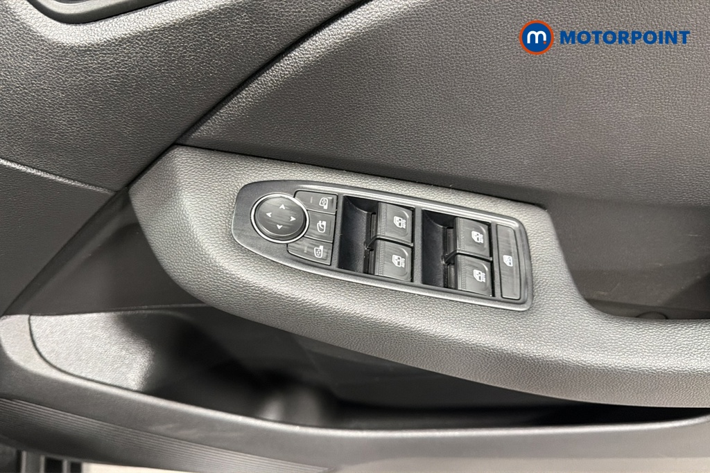 Renault Clio Evolution Manual Petrol Hatchback - Stock Number (1669889) - 19th supplementary image