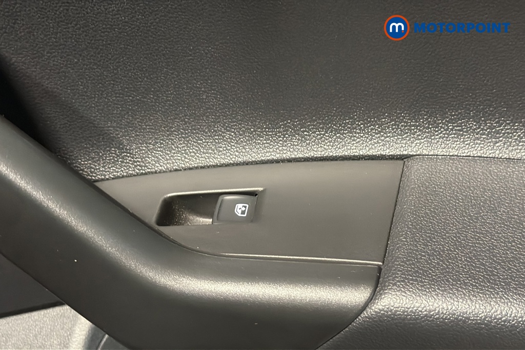 Volkswagen Polo Life Manual Petrol Hatchback - Stock Number (1669971) - 998th supplementary image
