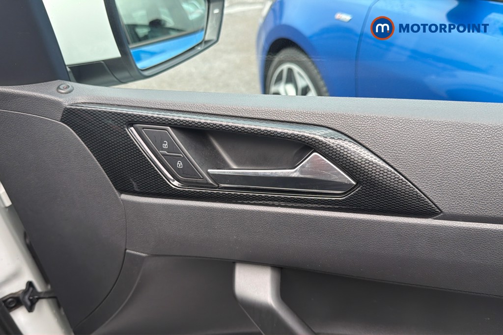 Volkswagen Polo Life Manual Petrol Hatchback - Stock Number (1669986) - 2nd supplementary image
