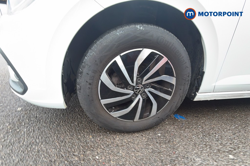 Volkswagen Polo Life Manual Petrol Hatchback - Stock Number (1669986) - 38th supplementary image