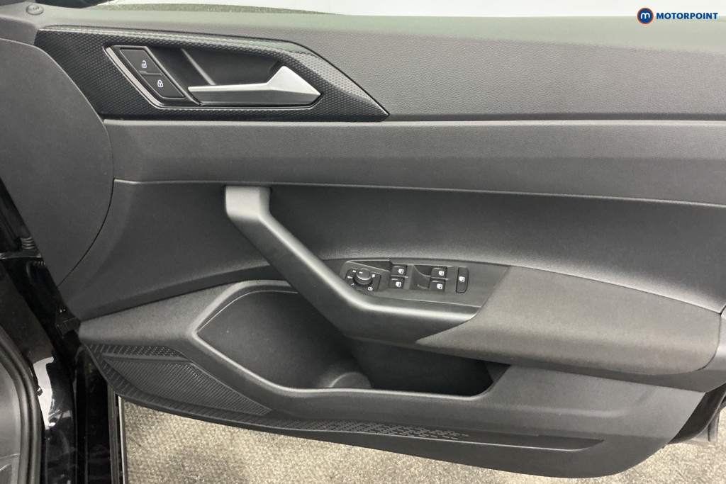 Volkswagen Polo Match Manual Petrol Hatchback - Stock Number (1670168) - 24th supplementary image
