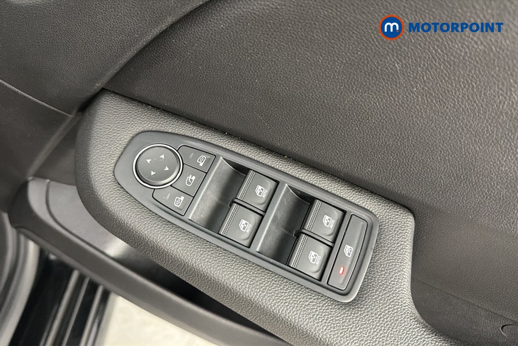 Renault Clio Evolution Manual Petrol Hatchback - Stock Number (1670180) - 19th supplementary image