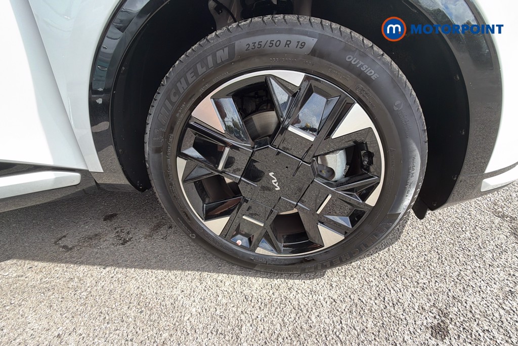 KIA Sportage Gt-Line Automatic Petrol-Electric Hybrid SUV - Stock Number (1670287) - 1st supplementary image