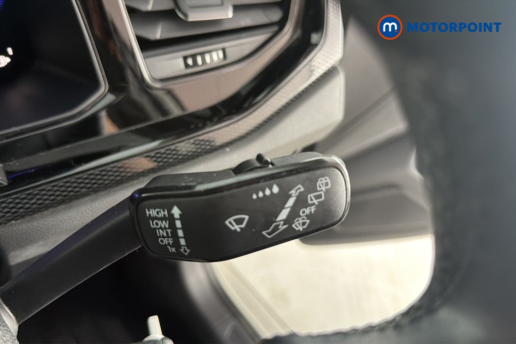 Volkswagen Taigo Life Manual Petrol SUV - Stock Number (1670459) - 6th supplementary image