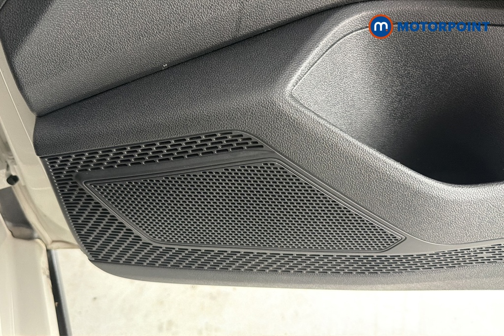 Volkswagen Taigo Life Manual Petrol SUV - Stock Number (1670459) - 21st supplementary image