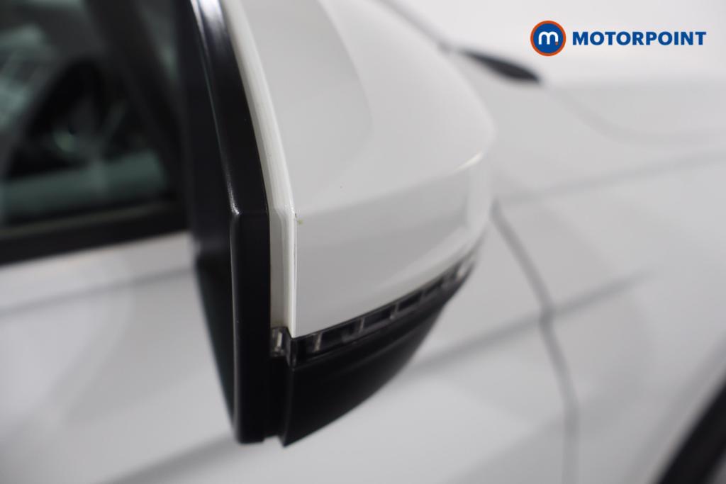 Volkswagen Tiguan Life Manual Petrol SUV - Stock Number (1670712) - 21st supplementary image