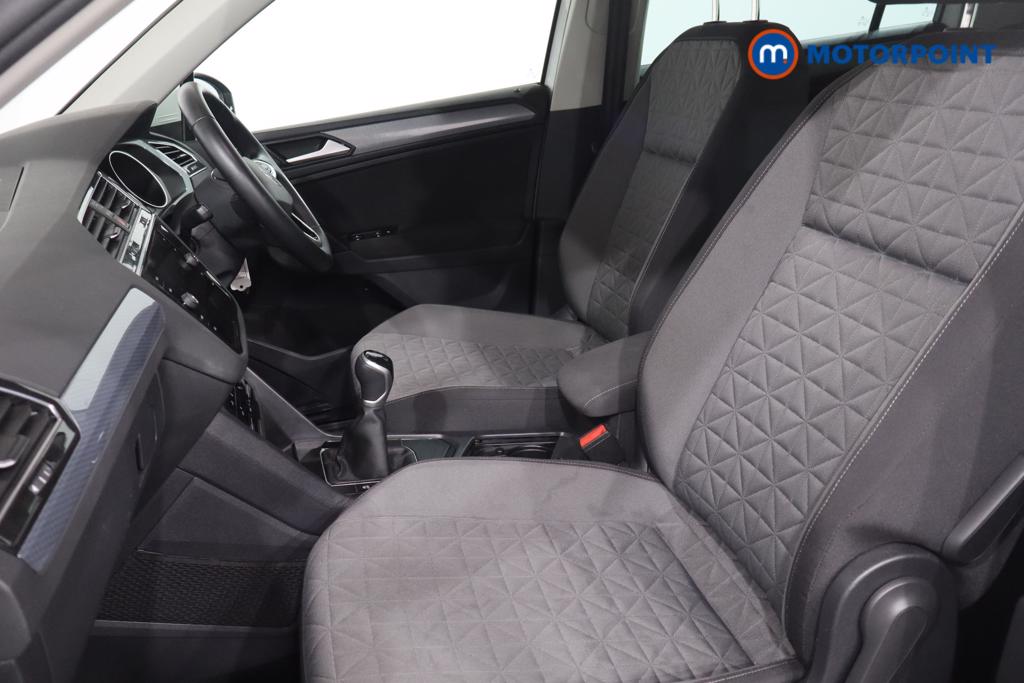 Volkswagen Tiguan Life Manual Petrol SUV - Stock Number (1670712) - 27th supplementary image