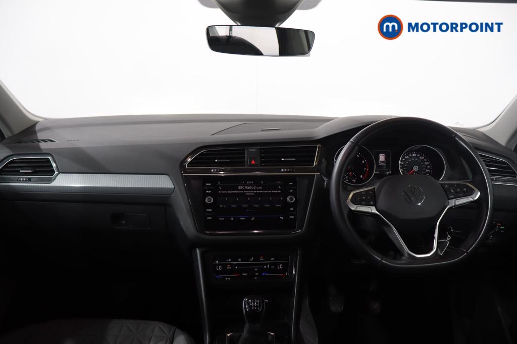 Volkswagen Tiguan Life Manual Petrol SUV - Stock Number (1670712) - 1st supplementary image