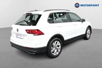 Volkswagen Tiguan Life Manual Petrol SUV - Stock Number (1670712) - Drivers side rear corner