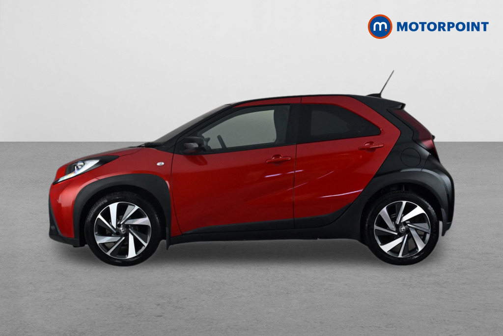 Toyota Aygo X Edge Manual Petrol Hatchback - Stock Number (1671458) - Passenger side