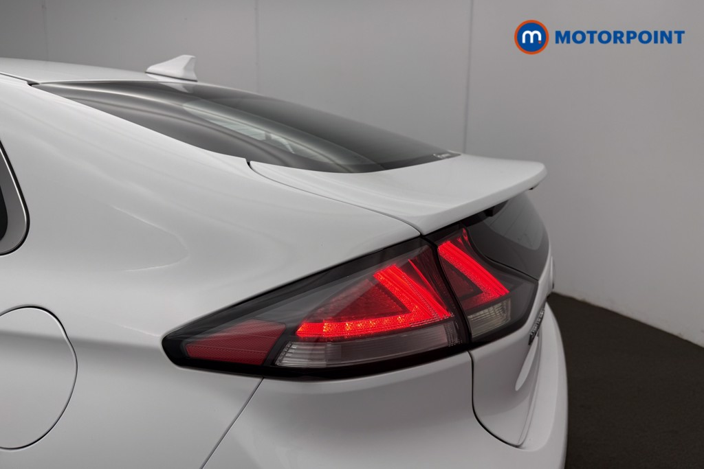 Hyundai Ioniq 1St Edition Automatic Petrol-Electric Hybrid Hatchback - Stock Number (1671515) - 28th supplementary image