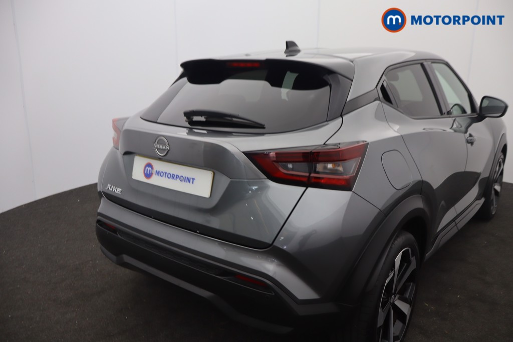 Nissan Juke N-Connecta Automatic Petrol SUV - Stock Number (1671821) - 2nd supplementary image