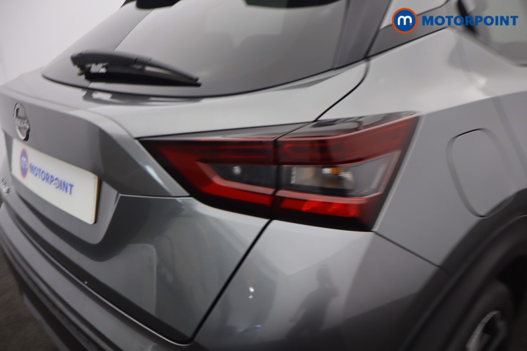 Nissan Juke N-Connecta Automatic Petrol SUV - Stock Number (1671821) - 3rd supplementary image